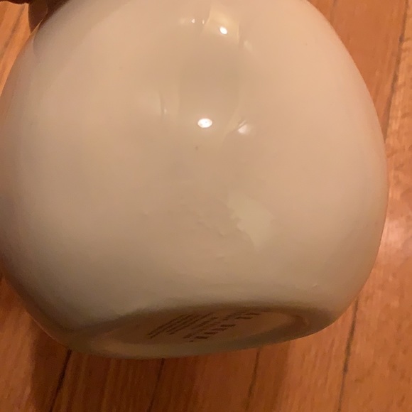New OG 2018 Rae Dunn POUR Ceramic Creamer - Picture 6 of 6